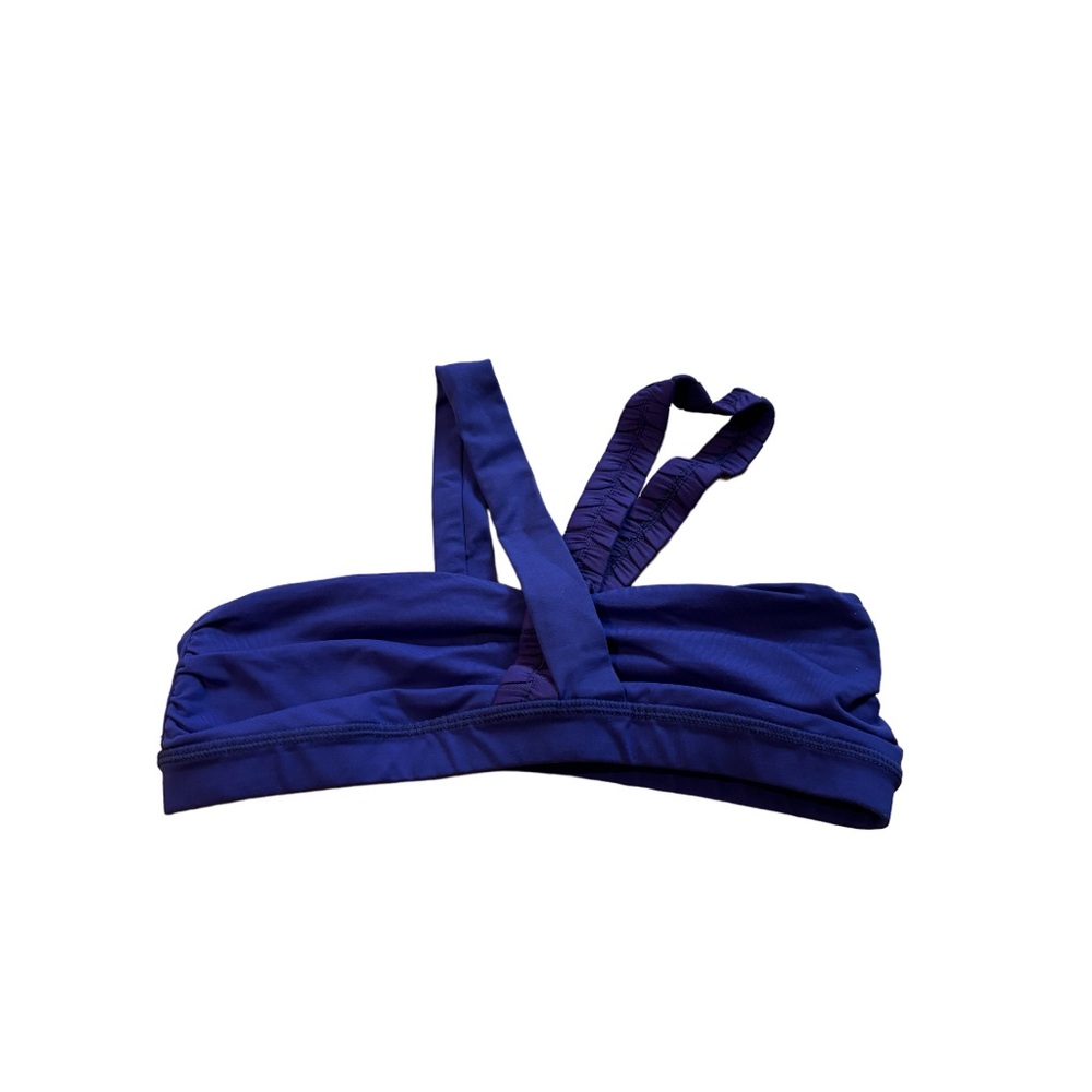lululemon bra size 6 fits like a 4